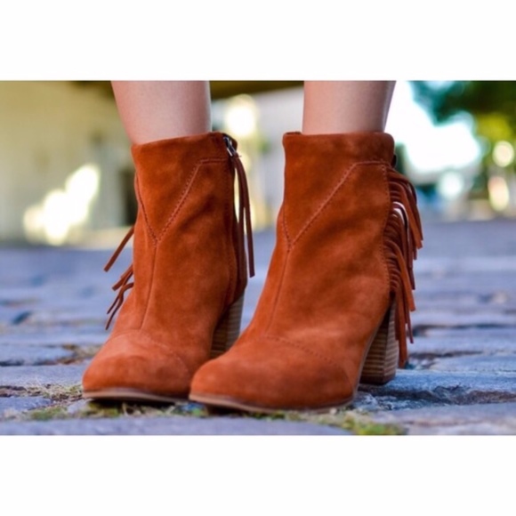 Toms Shoes - Tom's Suede Booties with Fringe NEW🎉🎊